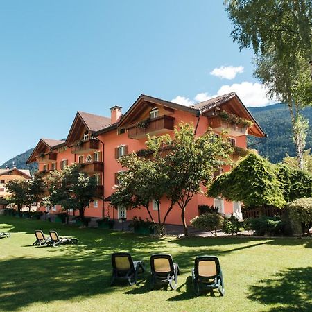 Residence Al Caminetto Molveno Luaran gambar