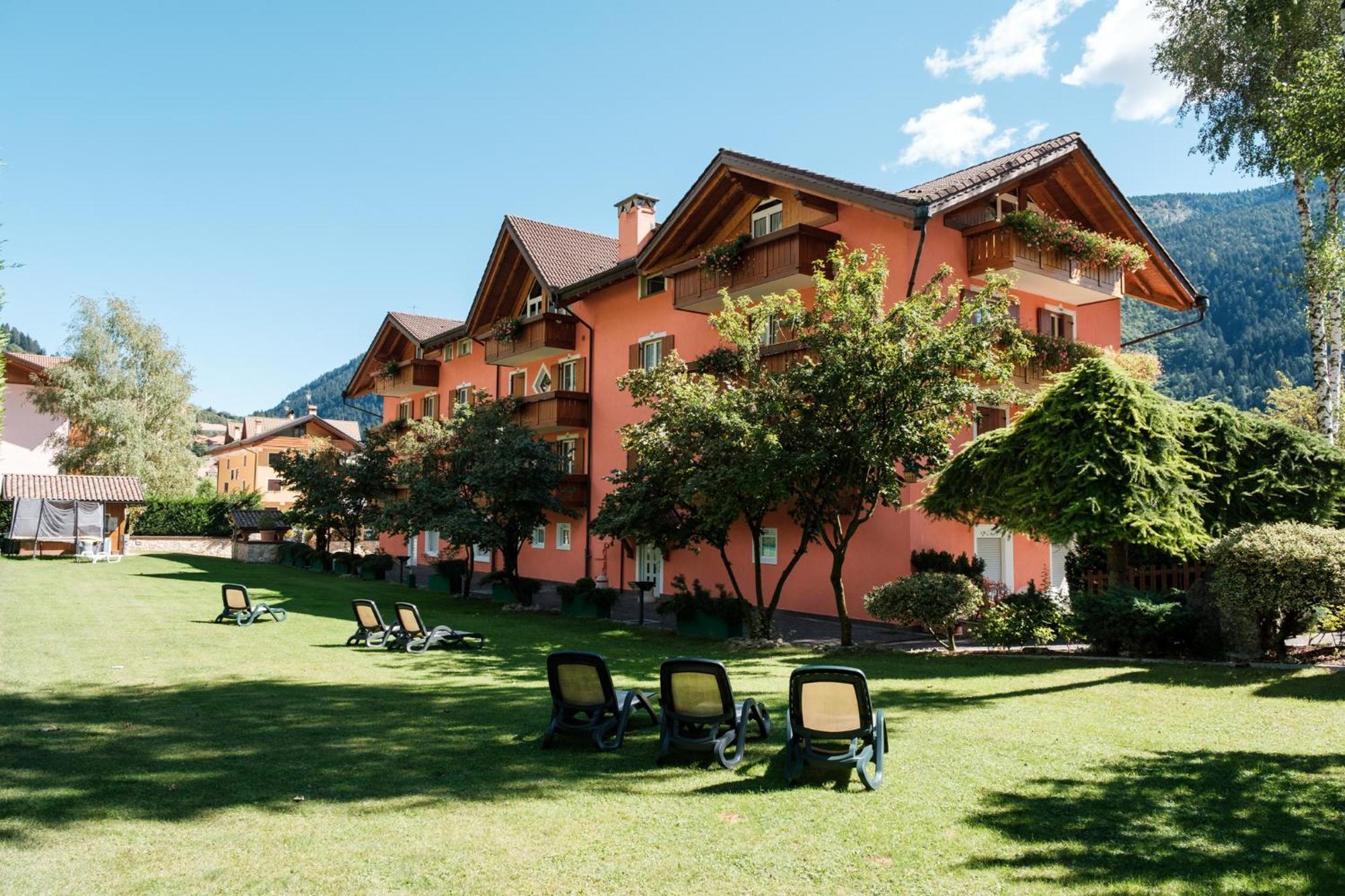 Residence Al Caminetto Molveno Luaran gambar