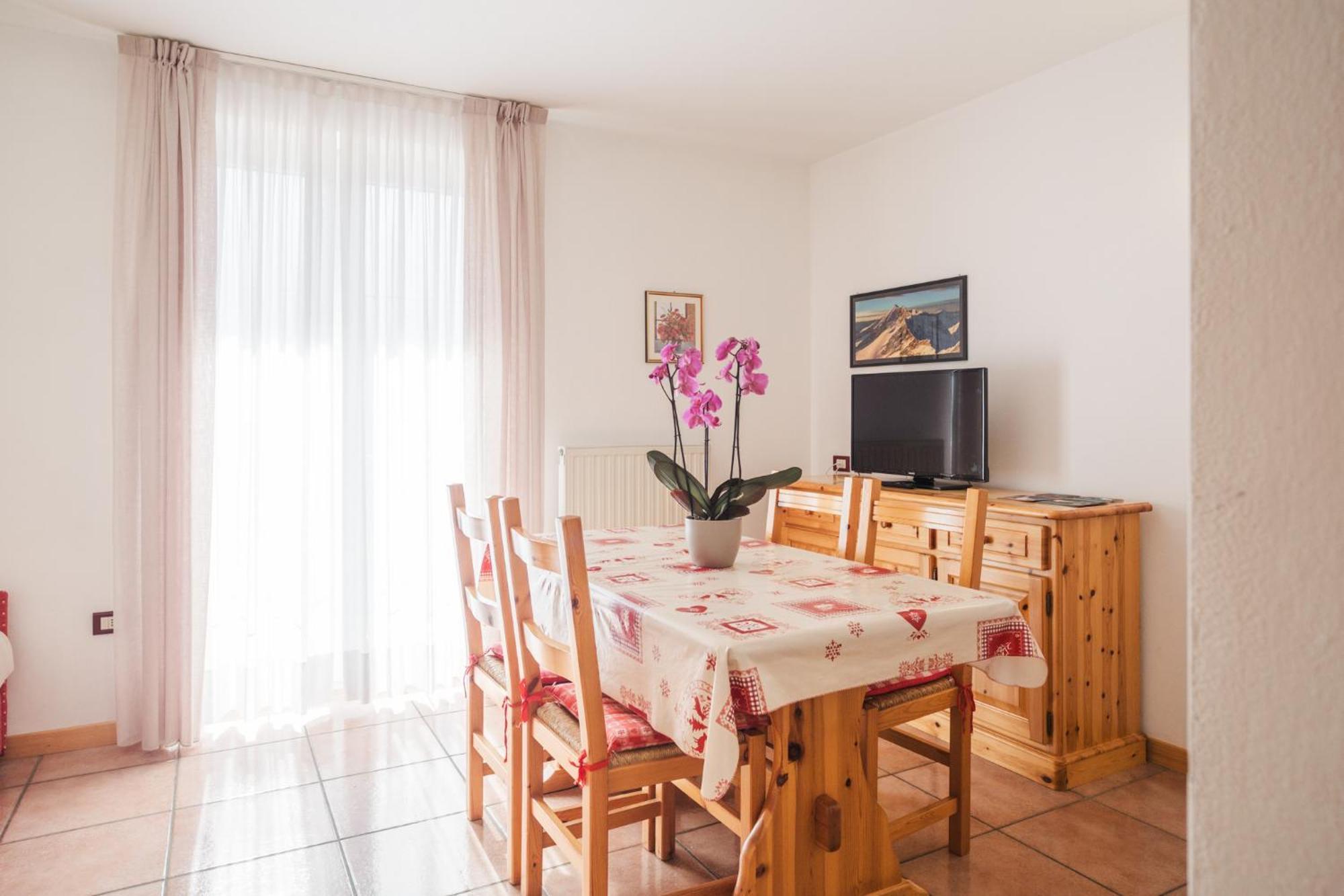Residence Al Caminetto Molveno Luaran gambar