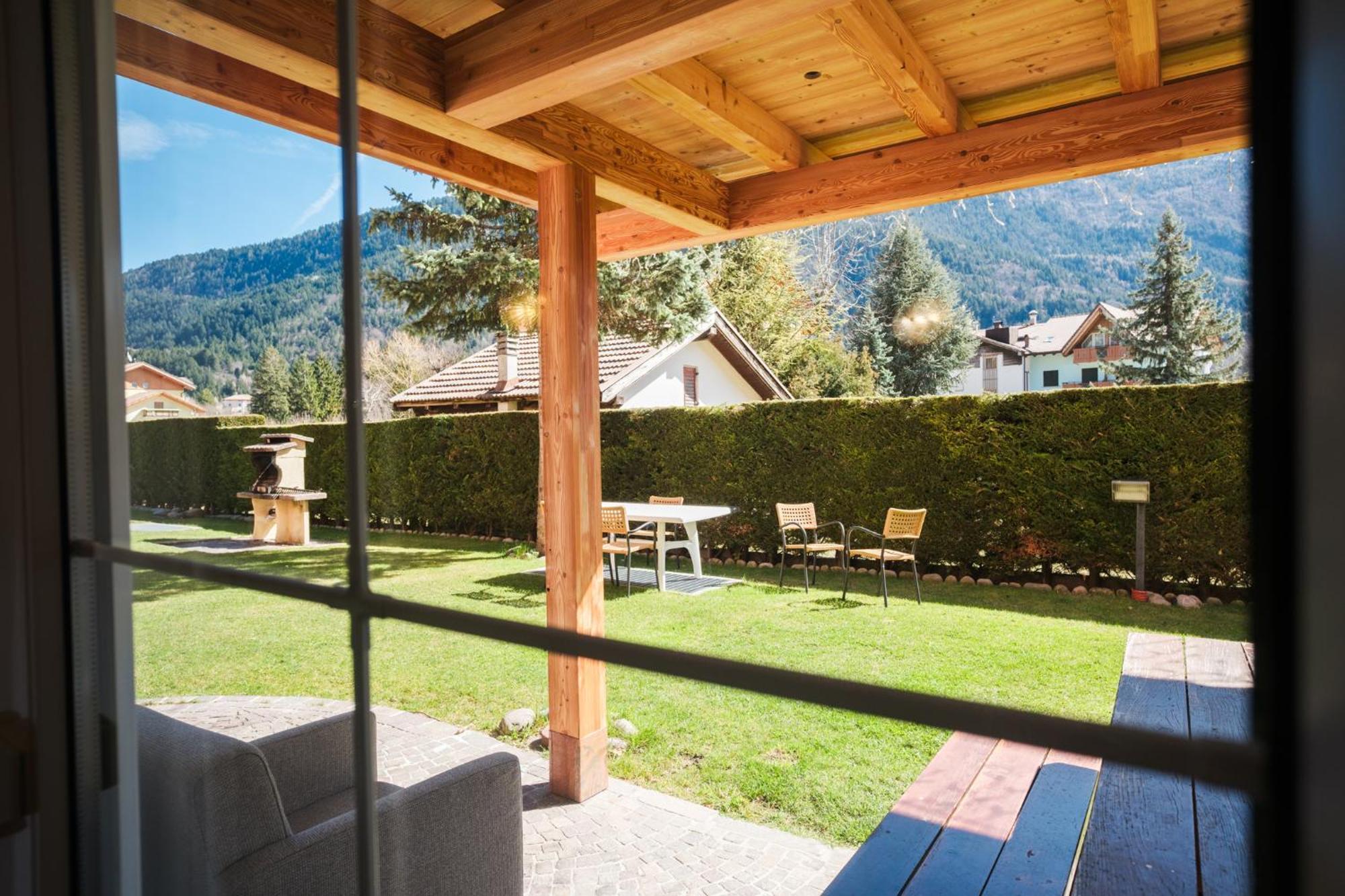 Residence Al Caminetto Molveno Luaran gambar