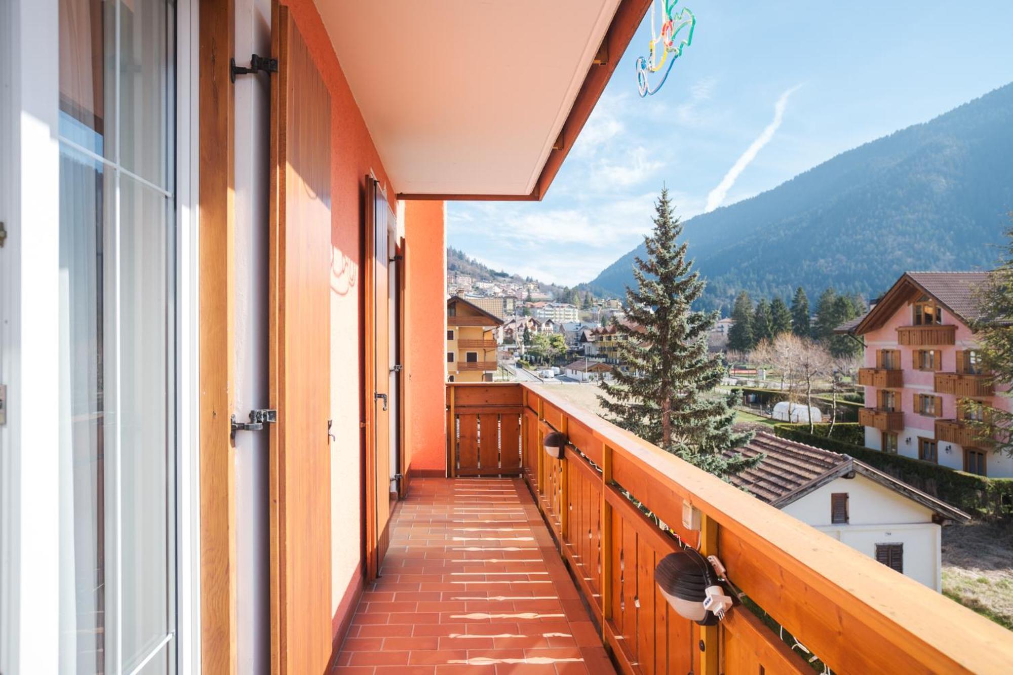 Residence Al Caminetto Molveno Luaran gambar