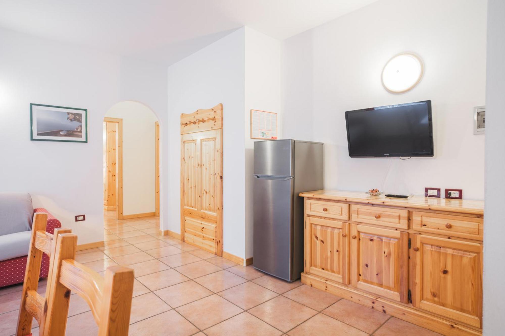 Residence Al Caminetto Molveno Luaran gambar