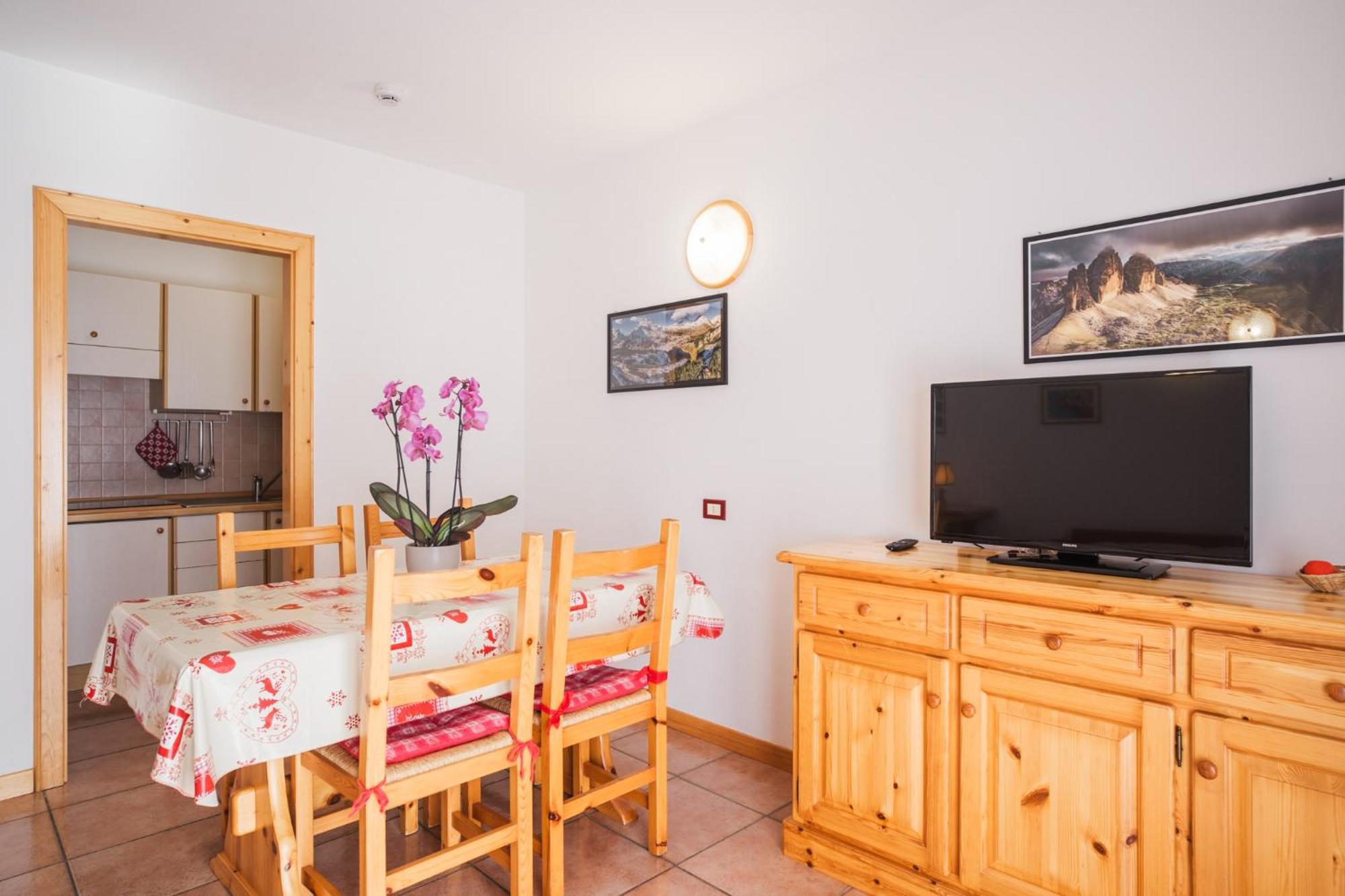 Residence Al Caminetto Molveno Luaran gambar