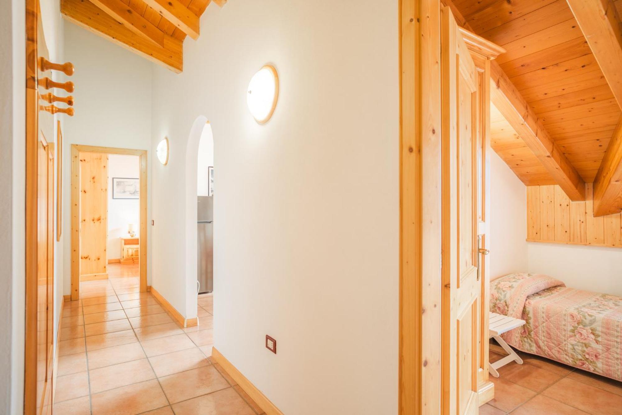 Residence Al Caminetto Molveno Luaran gambar